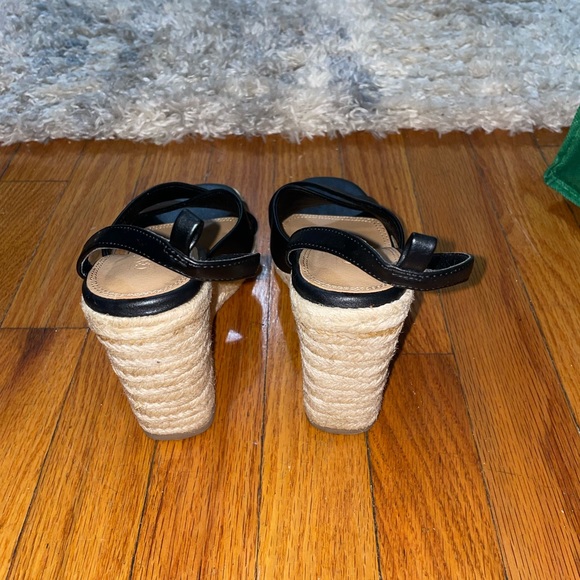 Women’s Heels - Picture 14 of 16